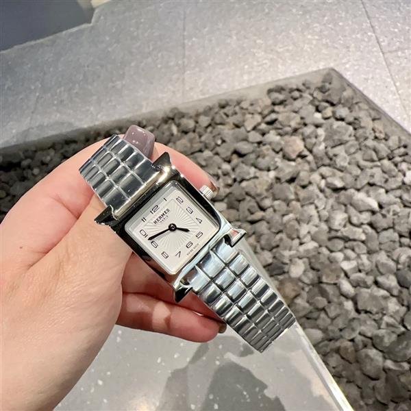 202663165618942 400